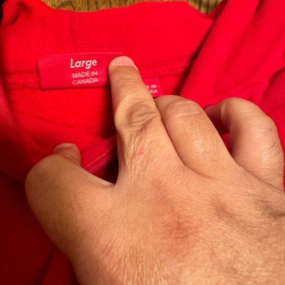 Authentic Supreme Sweatshirt - Picture 5 of 5